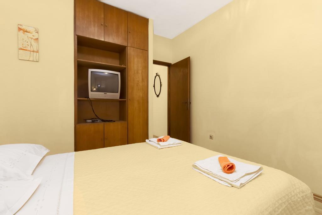 Apartment Neven Rogoznica  Rum bild