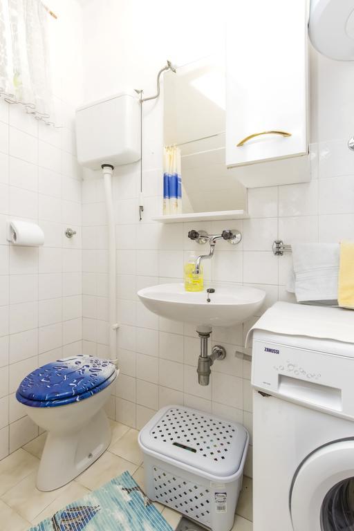 Apartment Neven Rogoznica  Rum bild