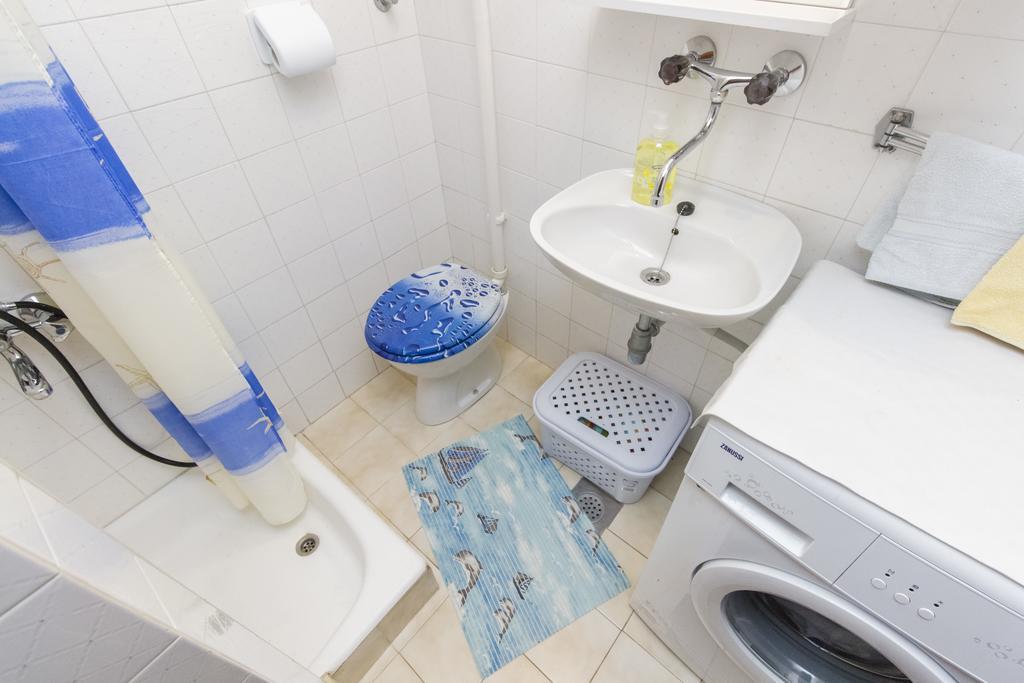 Apartment Neven Rogoznica  Rum bild